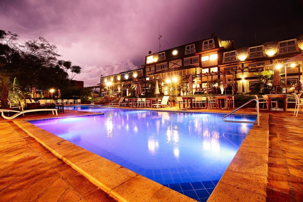 Hotel Villa Lobos Extrema Esterno foto