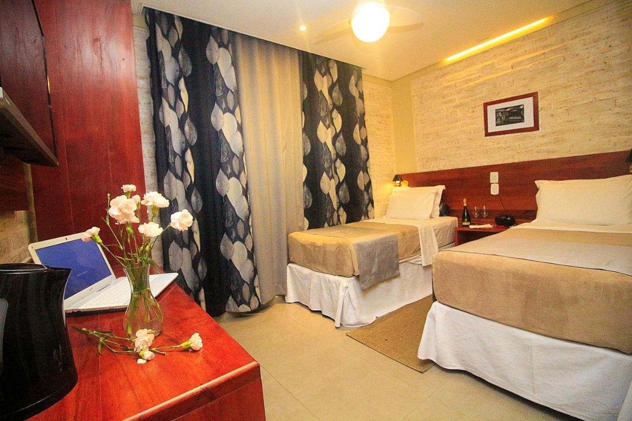 Hotel Villa Lobos Extrema Esterno foto